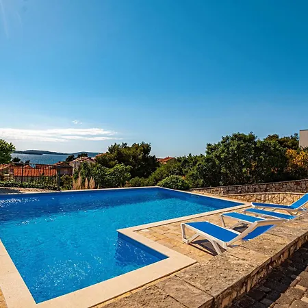 In With House Sea View Holiday home Zaboric