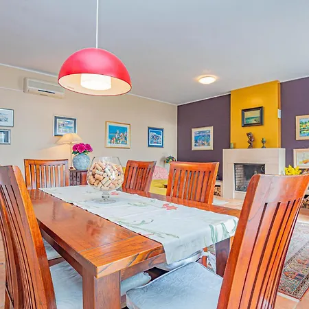 Front In Holiday home